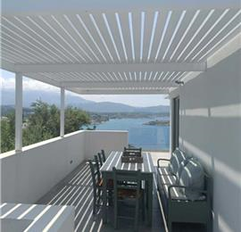 5 bedroom luxury villa with infinity pool, sea views and tennis court near Chania, sleeps 10